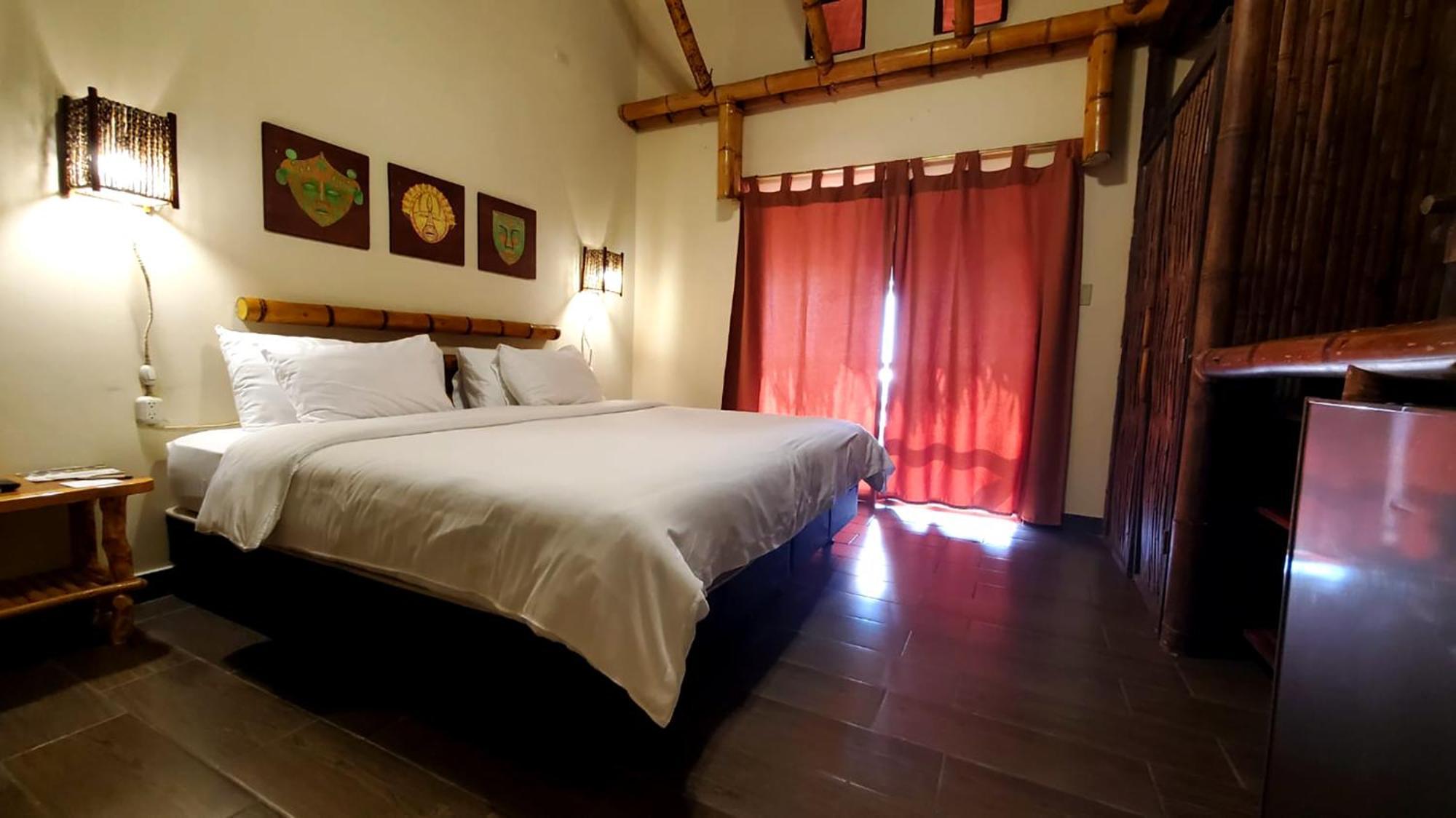 Nativa Bambu Ecolodge Montañita Exterior foto